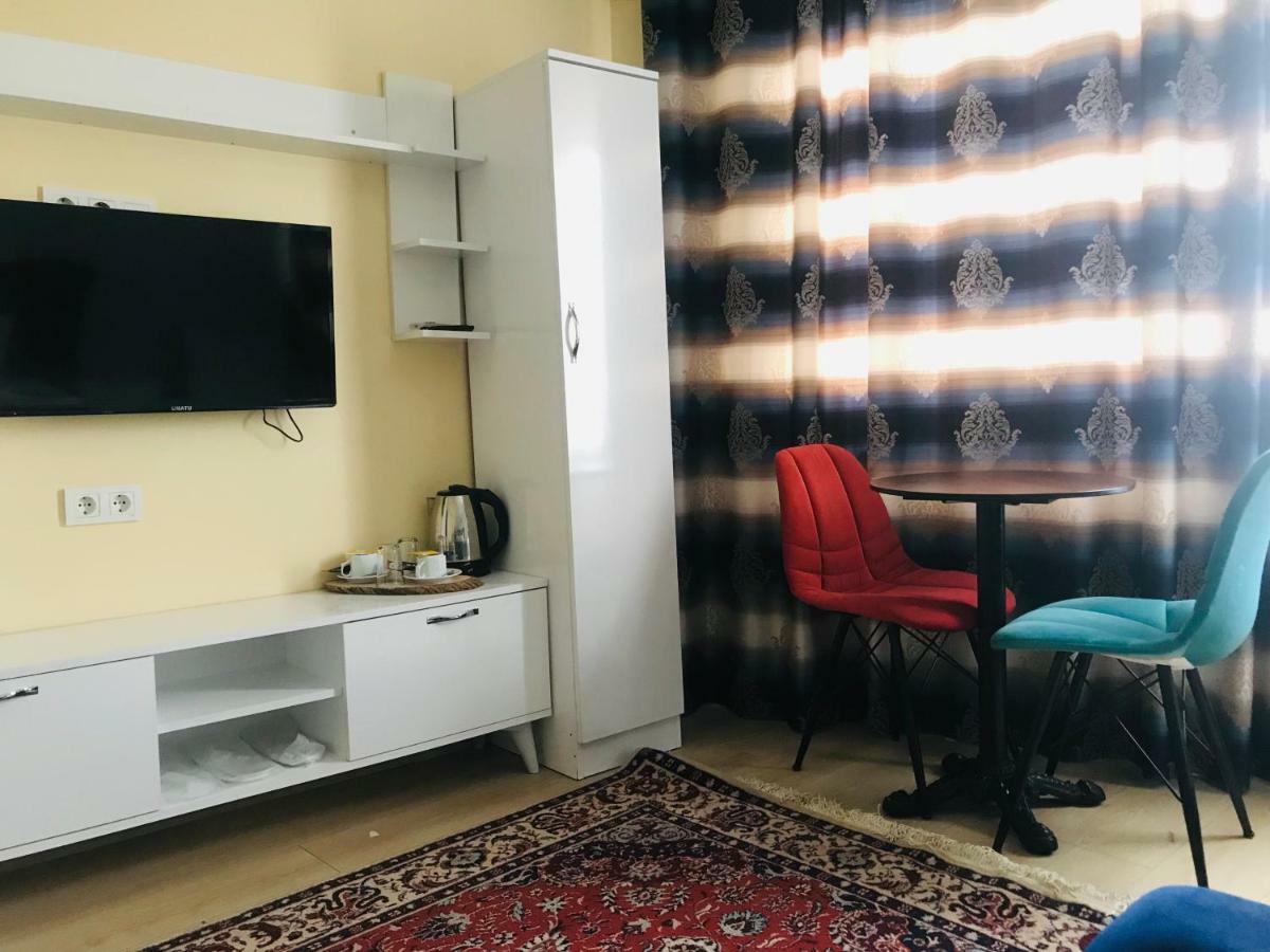 La Mer Suite Pansiyon Istanboel Buitenkant foto
